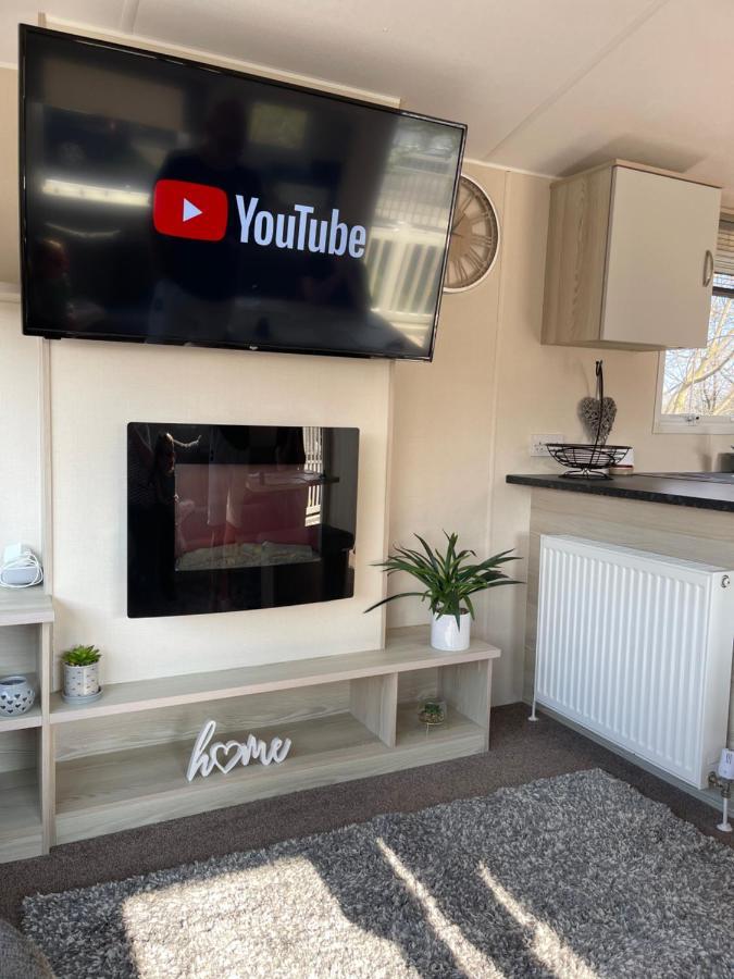 Haggerston Castle 6 Berth Caravan - Lakefield 115 Cheswick  Екстериор снимка